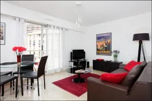 Sunlight Properties - Bugatti - Beausoleil, France 1 Bedroom, stunning holiday rental apartment with balcony - Les Moneghetti