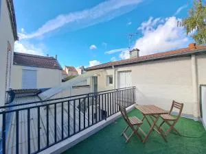 Détroit - Grand appartement - Courcy