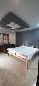 SC25 with single AC Bedroom