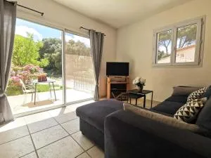 Le Coteau des Cigales*Clim*Calme - Grans