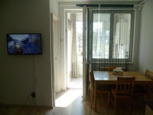 La Angela - Studio FirstFloor