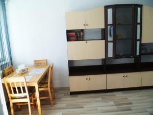 La Angela - Studio FirstFloor