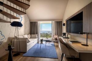 V level Suite for 2+2 Seaview room in Valamar Lacroma Dubrovnik