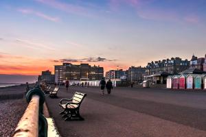 Luxury 1 bedroom flat with balcony - St Annes