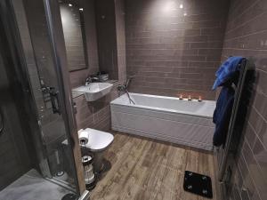 Luxury 1 bedroom flat with balcony - St Annes