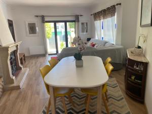 Cotovia Lodge