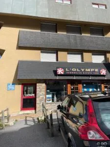 Jolie T2 en plein centre-ville ville de Font-Romeu - Font Romeu Odeillo Via