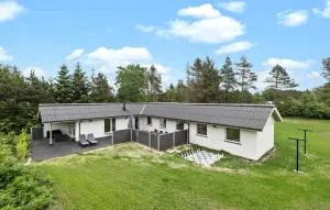 4 Bedroom Nice Home In Nørre Nebel - Lønne Hede