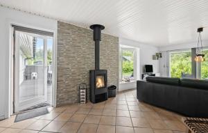 4 Bedroom Nice Home In Nørre Nebel