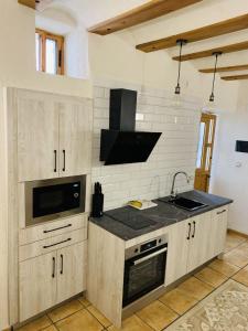 Casa Cueva Candelaria - Alcalá del Júcar