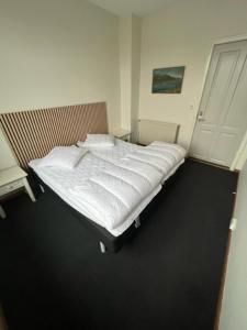 Folsted - Værelse 105 fri parkering