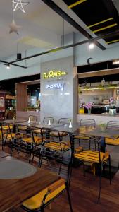 ROOMS INC dbotanica Bandung