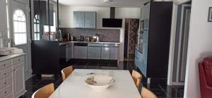 Maison charmante à Marseillan avec grand jardin et terrasse