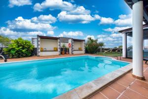 Endless Summer - Private Pool and BBQ by Lanzarote Vacation Homes