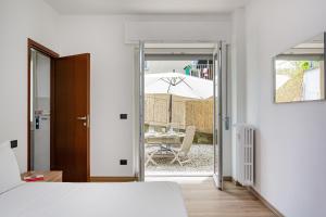 Terrace Flat in Santa Margherita by Wonderful Italy