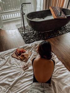 Thang Mây Resort - Villa Lake View and Pool View - Hướng hồ và hướng bể bơi - Ubytování bez kategorie ve městě Ba Vi