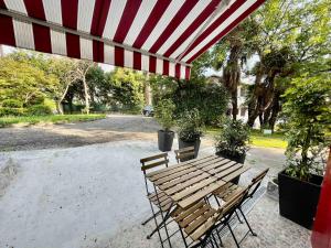 Appartements Studio COZY avec jardin au centre ville d-Hendaye a 10 minutes d-Espagne : photos des chambres