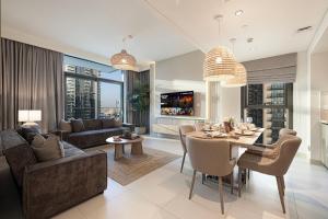 Sky High 2-Bedroom Apartment Stunning Opera & Downtown Views Opp Dubai Mall - 4hvězdičkové hotely ve městě Dubaj