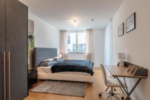 EXQUIS 2BR Design Apartment LOUIS I Parking I Balcony I Mercedes-Benz I Family-friendly