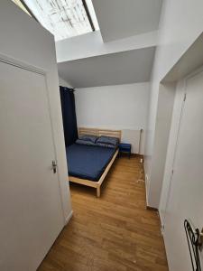 Cest La Vie Korean Minbak PARIS