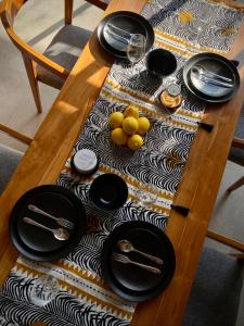 Casa di Elle, your finest BERAWA hideaway, BRAND NEW Rooftop villa, near FINNS Beach Club