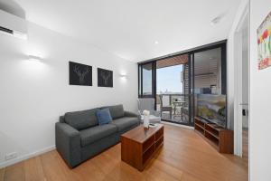 Flinders Street Apartments Melbourne CBD