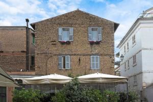 Mom Apartment Rooms&Suites