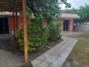 Silver Coast Cottage Raches