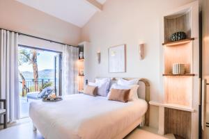Tinah Saint-Tropez