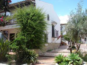 NUEVA NERJA 18 MENYBER