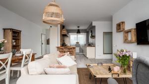 Qbik Loft Apartments - Mokotów, Sun & Snow