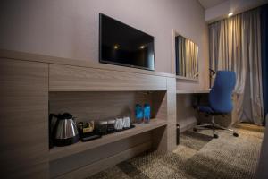Queen Family Room - Non-Smoking  room in Hampton By Hilton Bolu