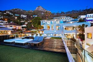 Clifton YOLO Spaces - Clifton Private Beach Villa