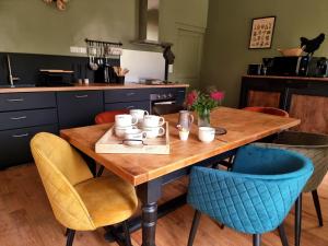 Maisons de vacances LE PRESBYTERE : photos des chambres
