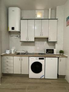 Beautiful apartament in Lavapies for 3 pax - 011