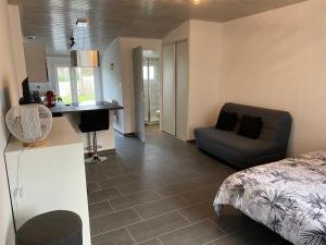 Maisons de vacances studio renove : Maison 1 Chambre