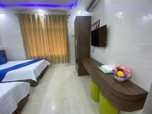 Phòng 2 Giường Đôi (Double Room with Two Double Beds)