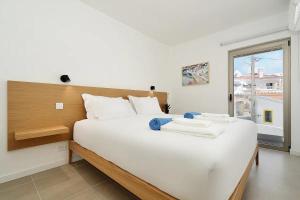 Dália modern apartment Five minutes to beach