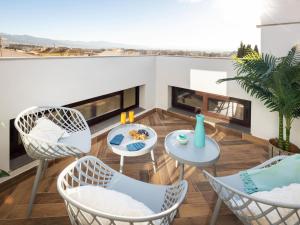 ChezmoiHomes Santiago Duplex Penthouse