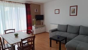 Apartment Zdenka-5 km from Opatija