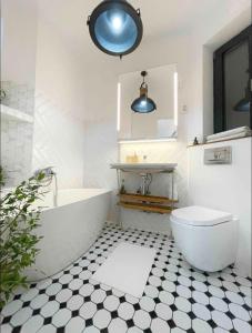 Sunset-Cismigiu Gardens