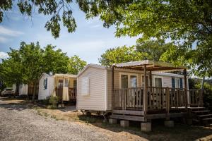 Campings Camping La Chapouliere : photos des chambres