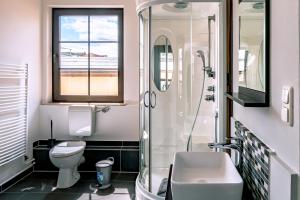 CBlue "Fregatte", Parkplatz, zentral