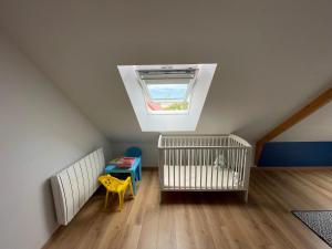 Maisons de vacances Sweet Omaha Belle maison recente lumineuse et cosy bien equipee jardin clos 15 mn a pied plage Omaha Beach et proche de Bayeux & Port en Bessin : photos des chambres