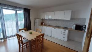 Apartment Miro- 5 km from Opatija