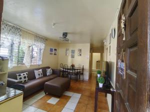 Iloilo Business Park Area Backpackers Place Aircon 2