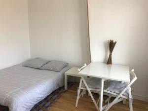 Beau studio lumineux 5min du RER Bagneux