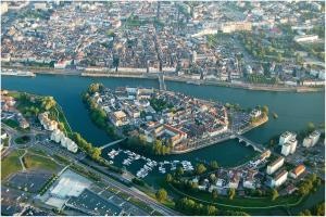 Appartements App cosi Ile Saint Laurent Chalon Sur Saone : photos des chambres