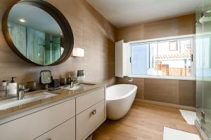 Clifton YOLO Spaces - Clifton Private Beach Villa