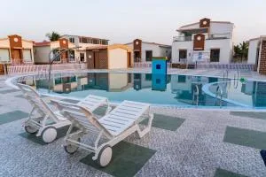 Flamingo Club and Resort Una 3 Km Away from Diu Check Post - Somnath